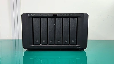 Synology DS1621+ Btrfs 랜섬웨어 감염 폴더 구조 99% 이상 복구 사례 - 디스크 6EA / 복구기간 3일