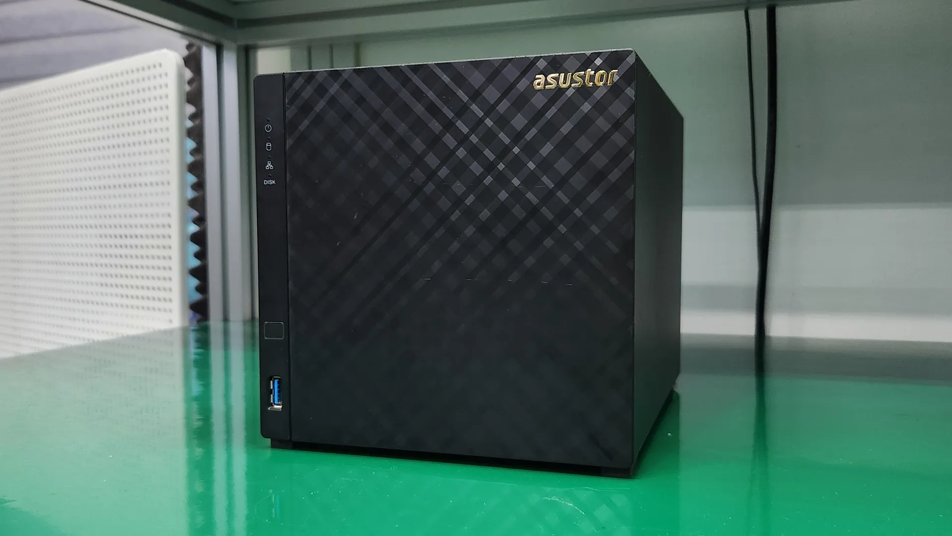 Asustor AS3104T 디스크 2개 불량 복구 성공