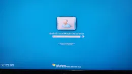 ibm_system_x3650_m3_booting