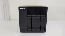 qnap-ts-469l-nas-recovery-front
