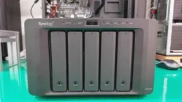 synology-ds1513-nas-hdd-recovery-ront